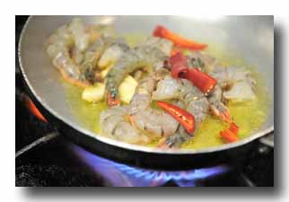 Pan frying (sauteing) shrimp